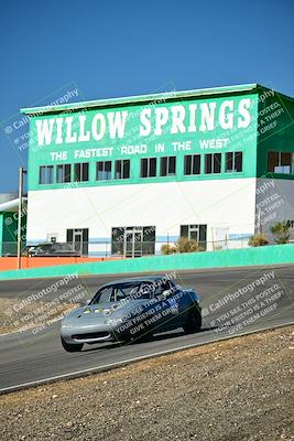 media/Oct-18-2025-Extreme Speed (Sat) [[d6d7e1fef1]]/Group 3 Purple/Session 1 (Turn 4)/